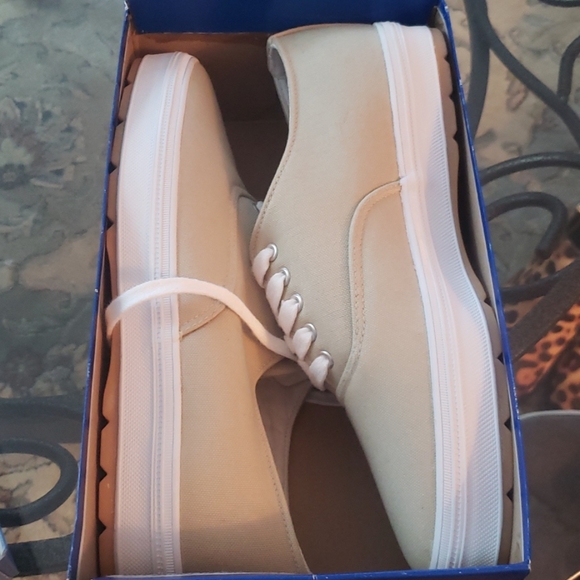 New RARE discontinued khaki keds - Picture 7 of 8